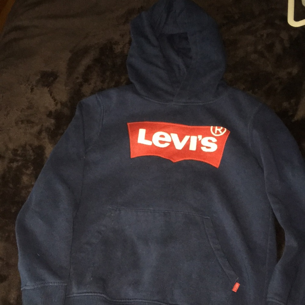 Levi’s Boys Medium 7/8 Size hoodie navy blue with brand details